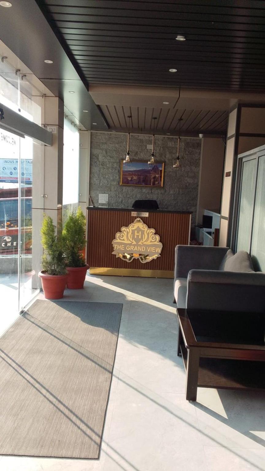 The Grand View Hotel Baijnāth Екстериор снимка